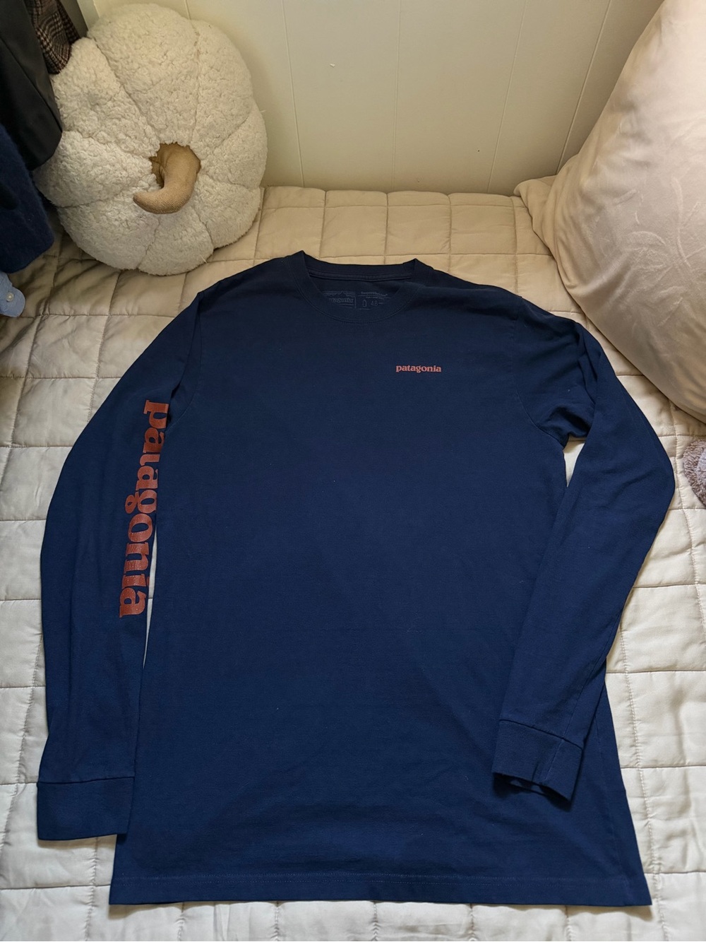 Patagonia Men’s Long-Sleeve Logo Tee — Navy